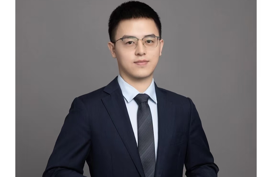 不同微笑，不同秘密