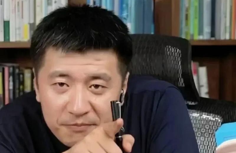张雪峰：兴趣不能当饭吃