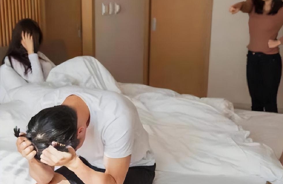 婚内出轨：是一场精心策划的“关系破产”(经济心理学视角解读)