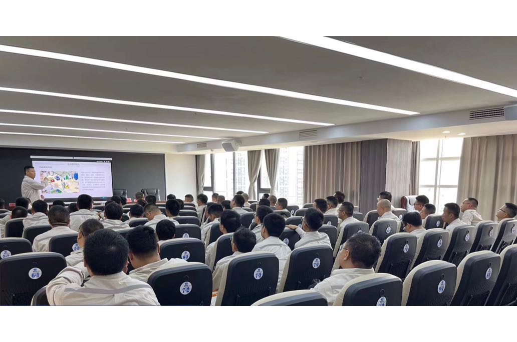 用什么方式才能解决员工的困惑？