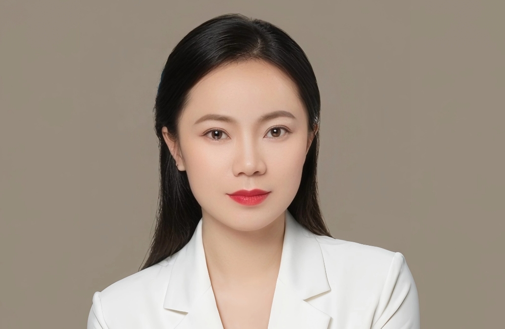 我刷到别人的生活就焦虑，关掉手机又空虚