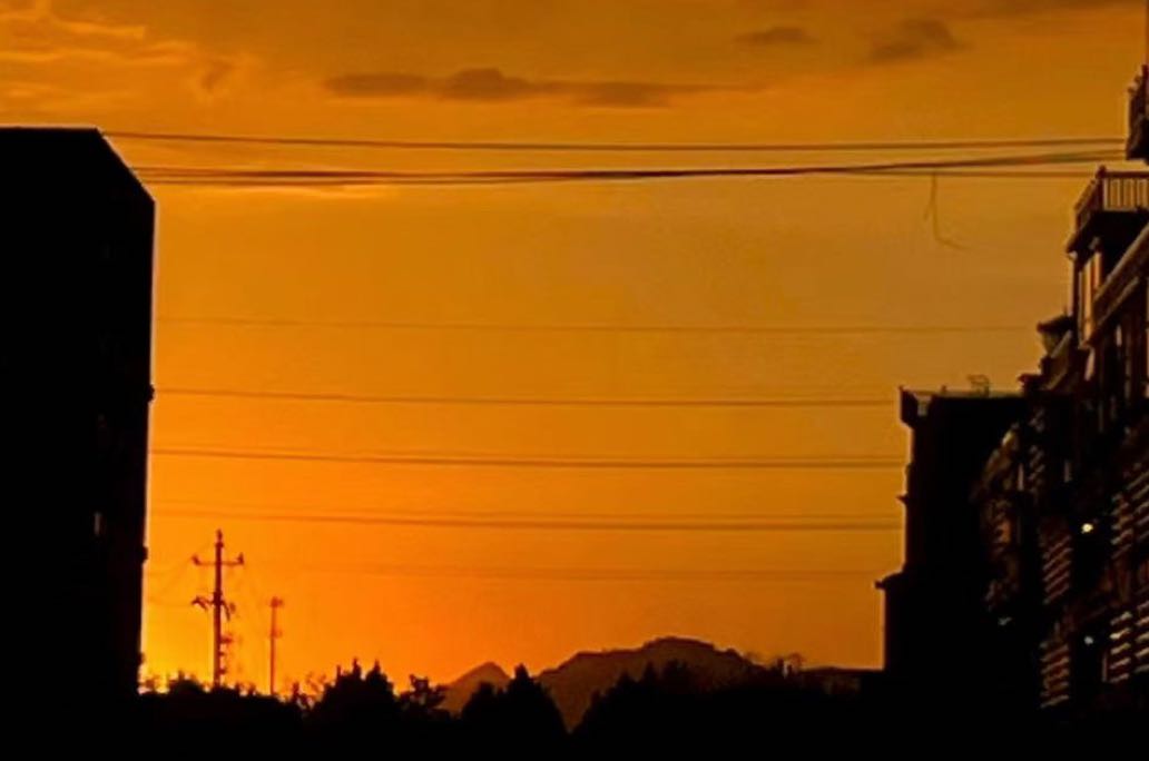 卸掉‘爱的放大镜’：当我的伴侣不是完美超人