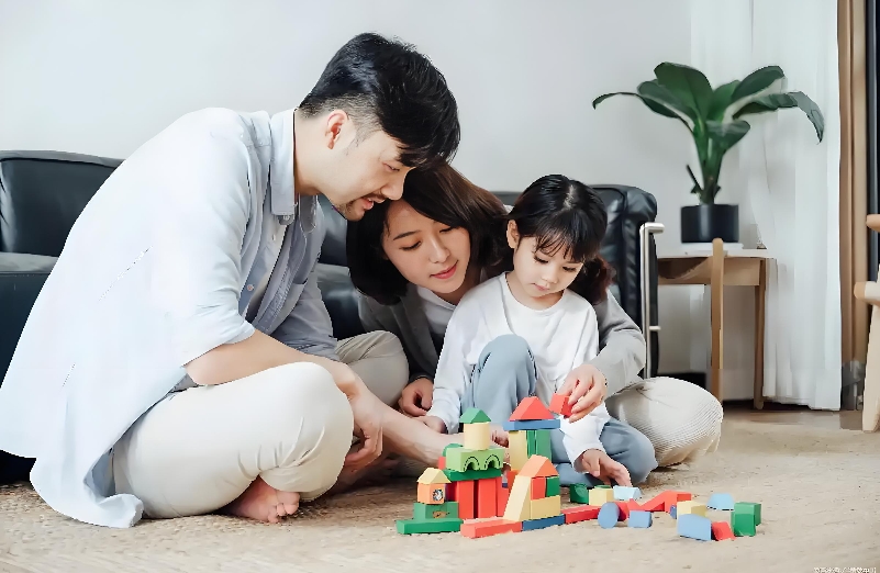 孩子沉迷手机？3招温和破局不对抗