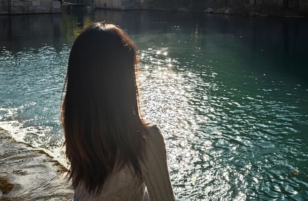 🧭 迷航中年的“情感罗盘”：校准内心的真实感受