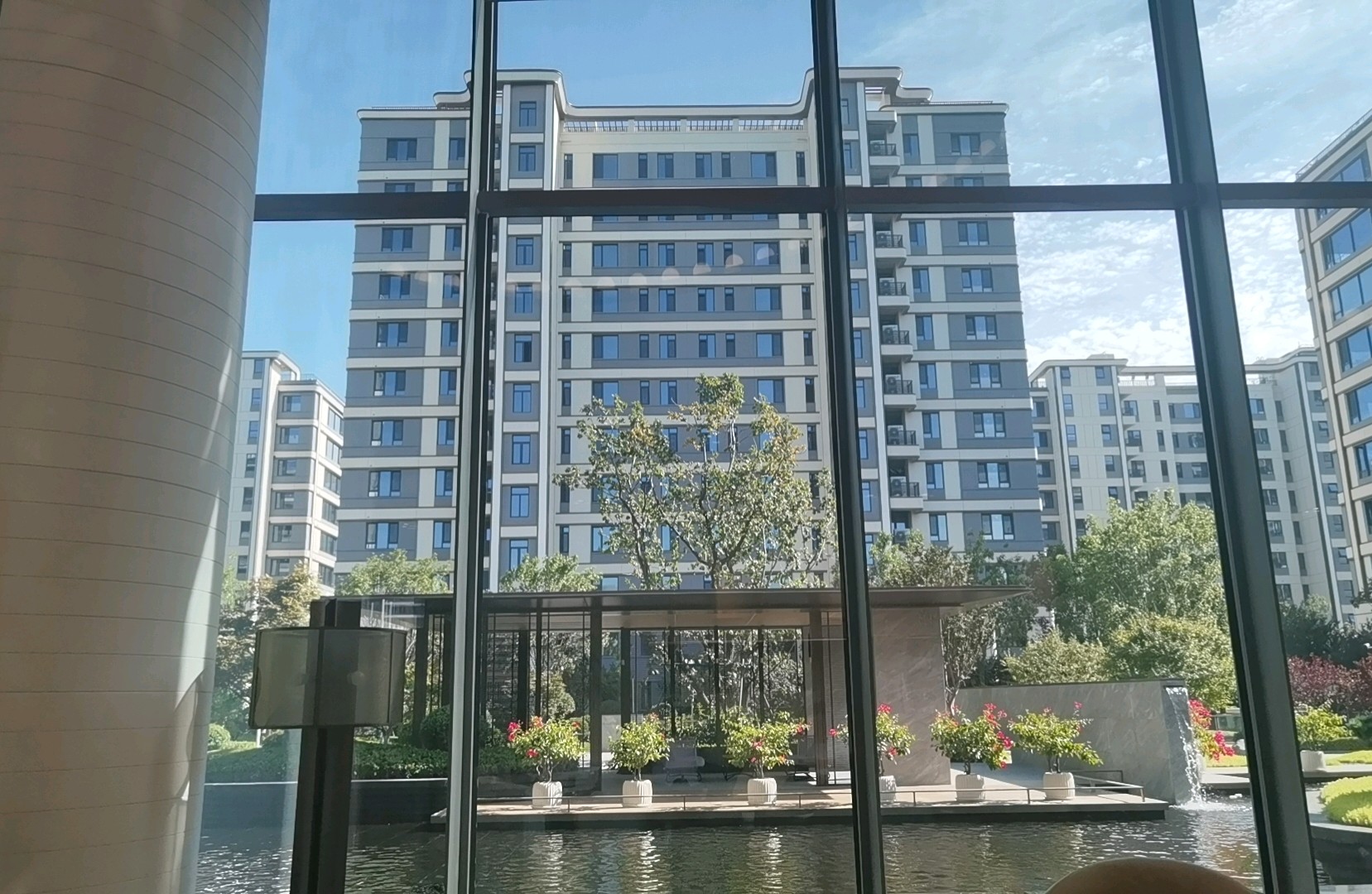 在恋爱里精进自己，把爱意变成向上的动力