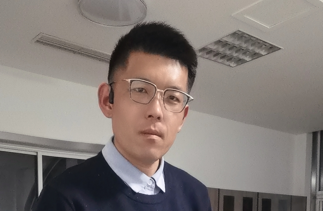 🗣️ 从“辩论赛”到“协作会”：重构中年夫妻的沟通模式