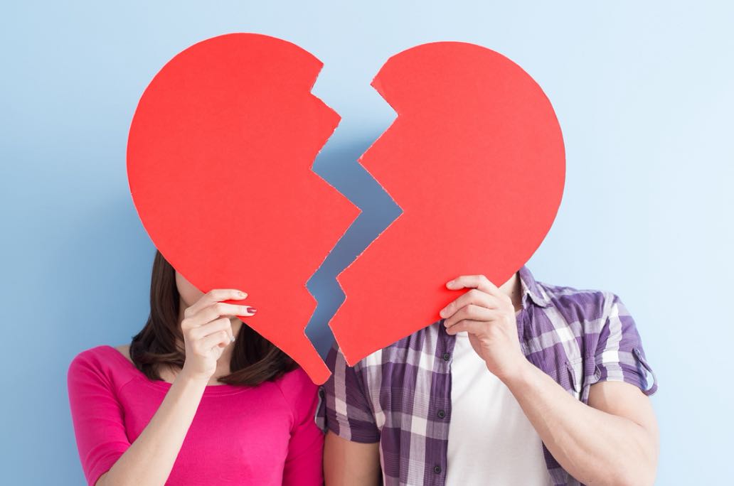 【感情破裂后的修复：不是回到过去，是重建未来】