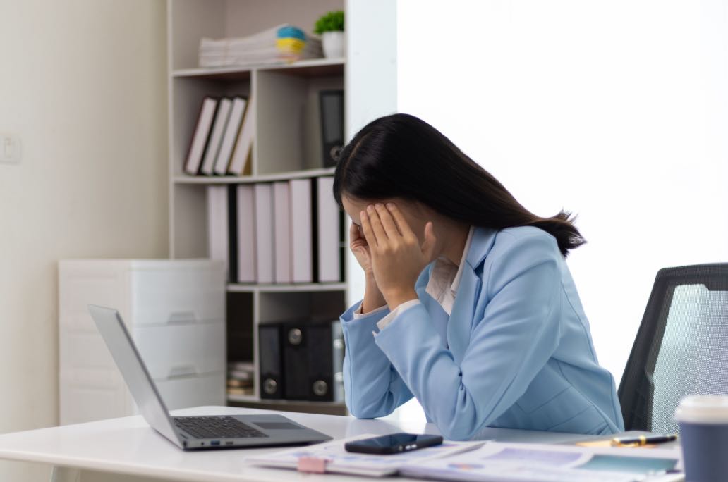 职场减压：不是硬扛，是学会“放下”