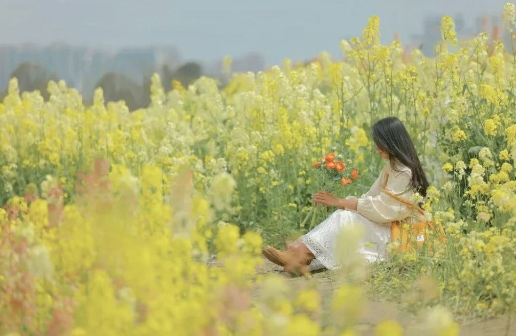 如何做到“大大方方去自卑”