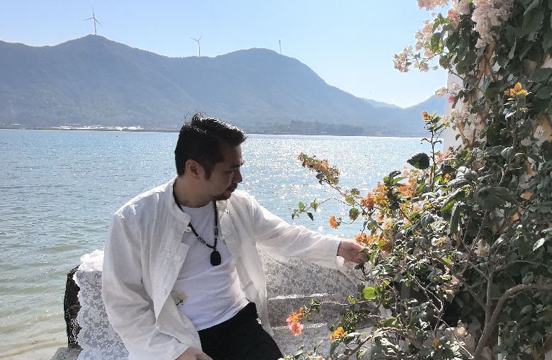 如何避免自己有恋爱脑？