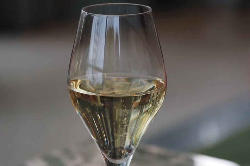 离婚最伤孩子的，从来不是分开本身，而是你开口的方式