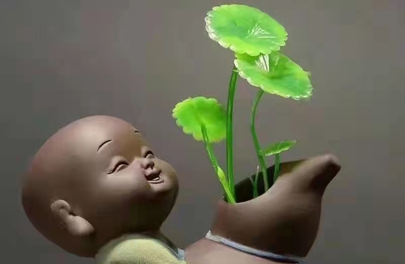 你不是在“上班”，是在被一个叫“内卷怪”的剧本PUA